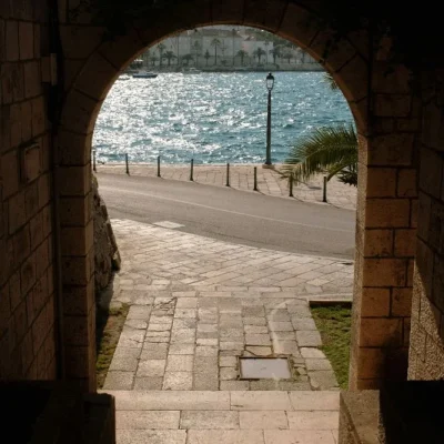 matthew-hamilton-LksX4hyAIbM-unsplash 2